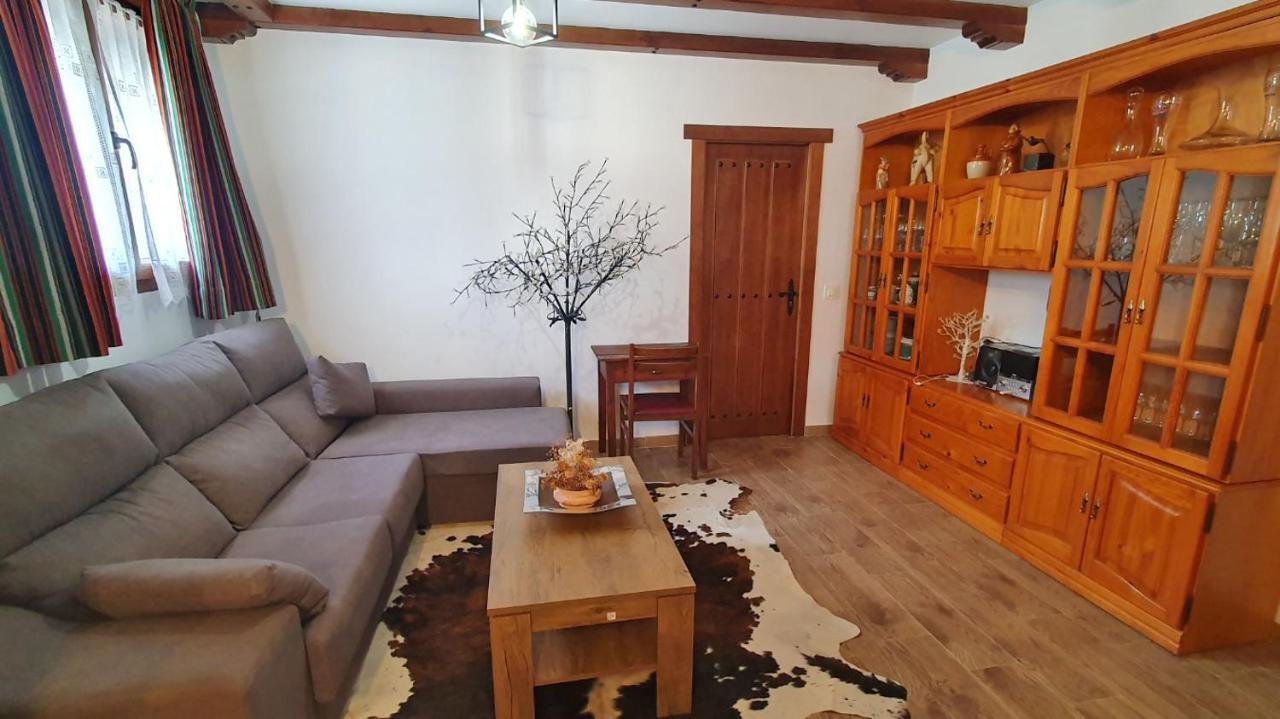 El Mirador De La Lleira Apartment Ferreras de Arriba Bagian luar foto